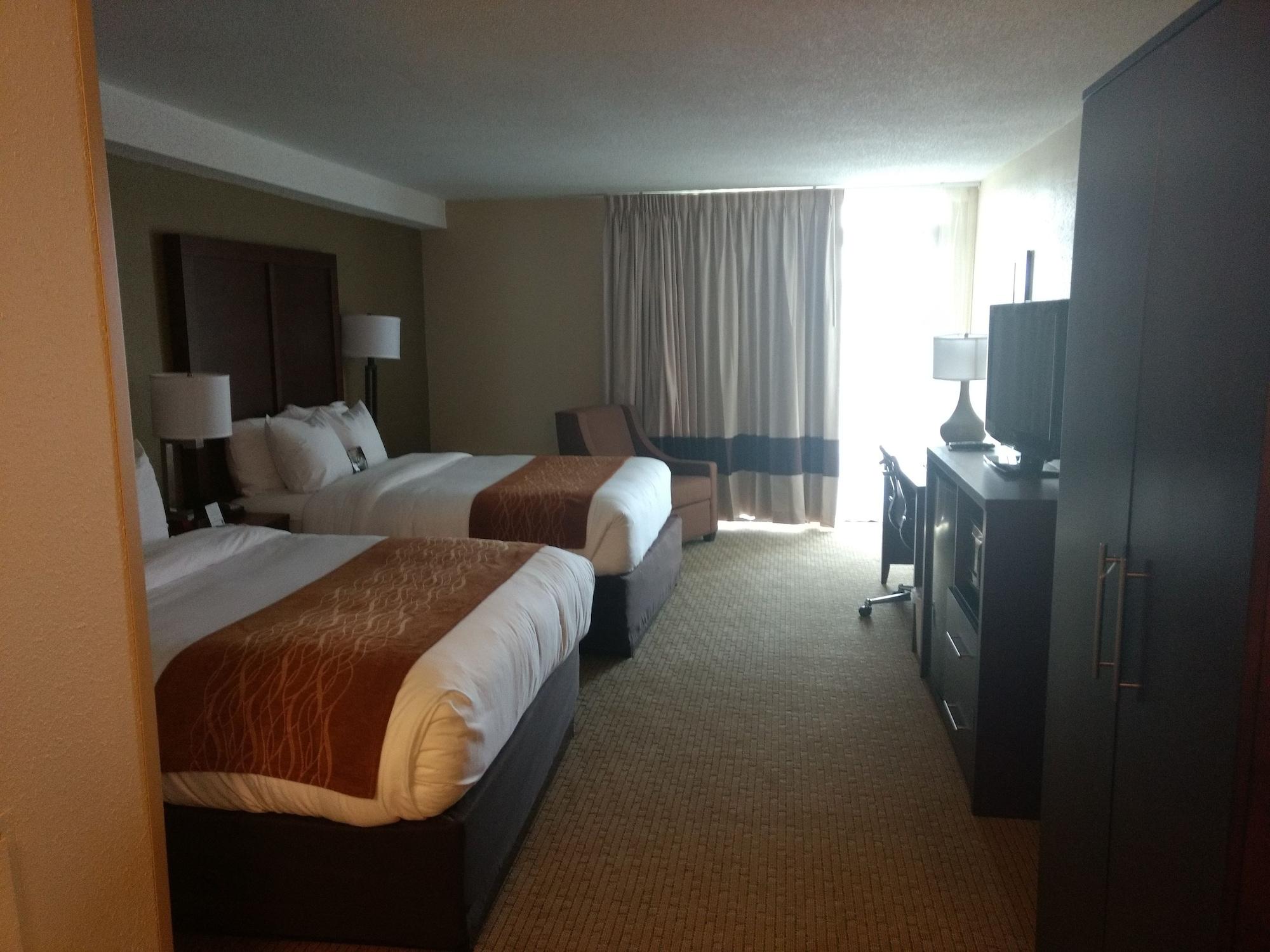 Comfort Inn&Suites near Danville Mall Extérieur photo