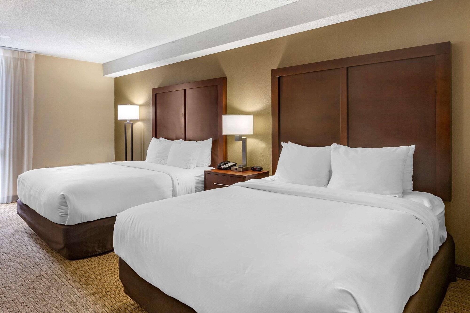 Comfort Inn&Suites near Danville Mall Extérieur photo