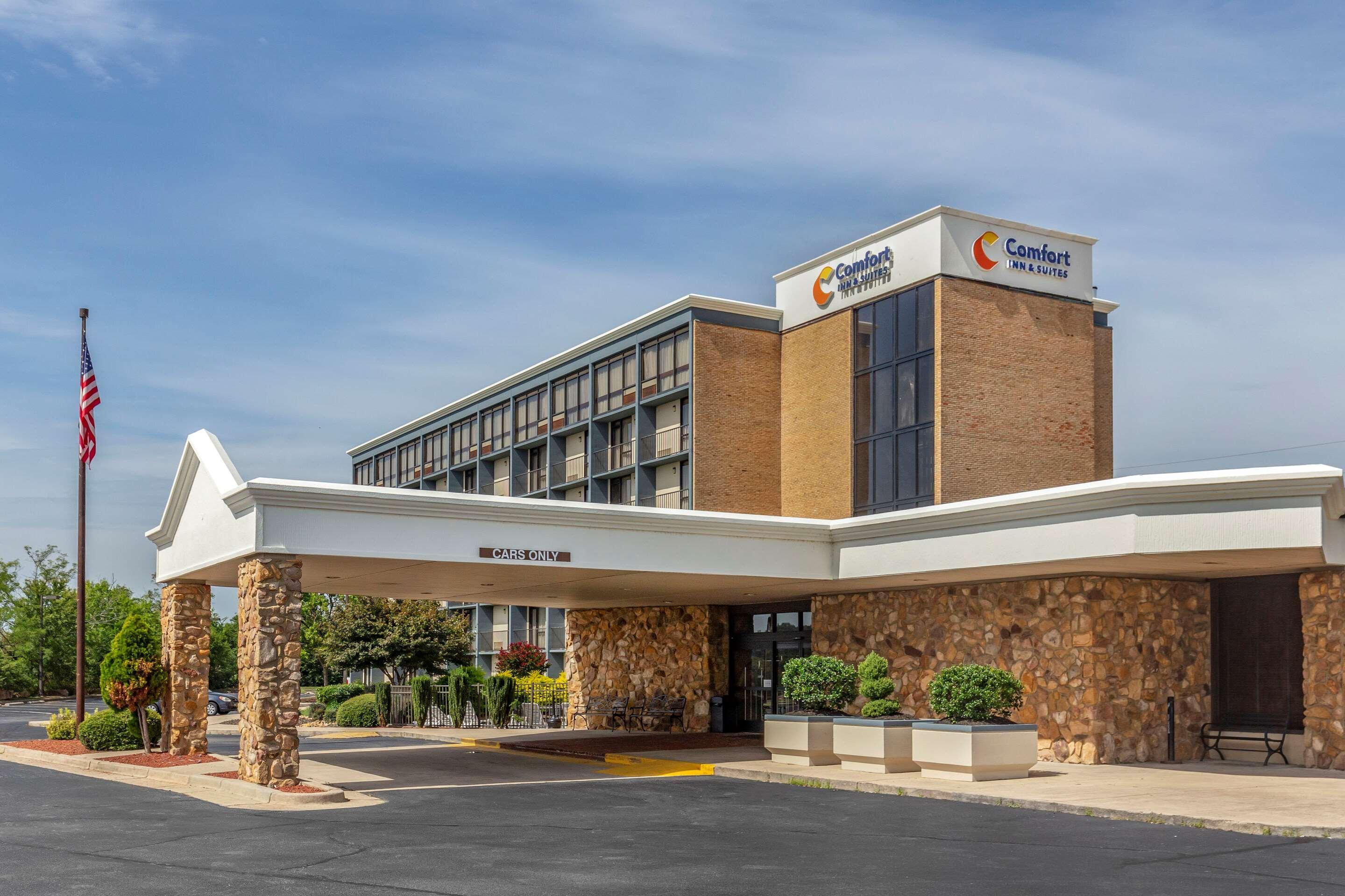 Comfort Inn&Suites near Danville Mall Extérieur photo
